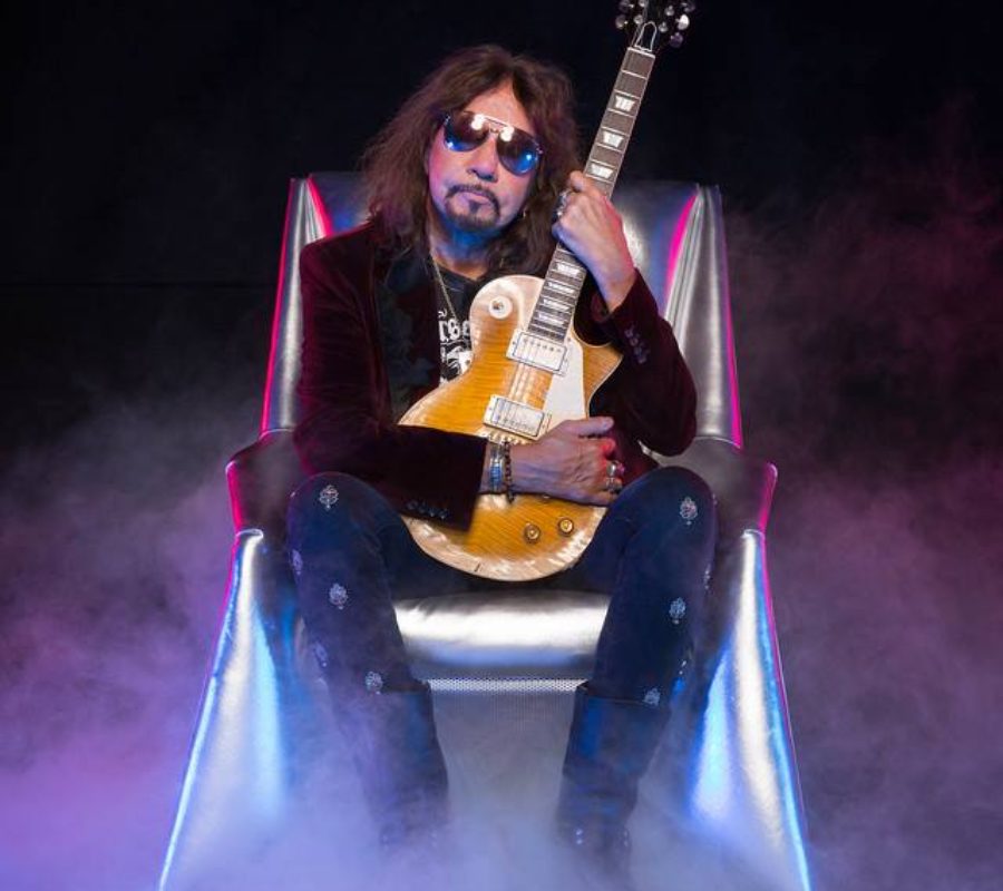 ACE FREHLEY W/JOHN 5 – COLD GIN 1/26/19