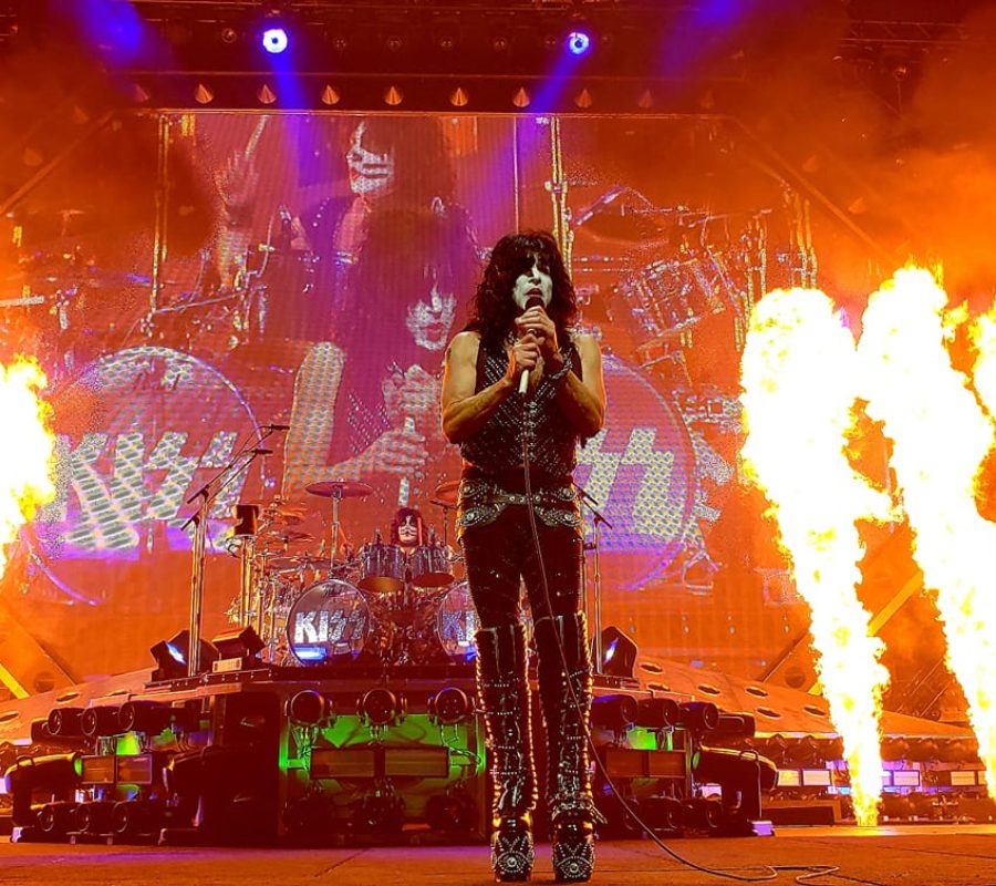 KISS  – opening night of END OF THE ROAD TOUR complete show, *fan filmed video* & SET LIST – Vancouver 1/31/19