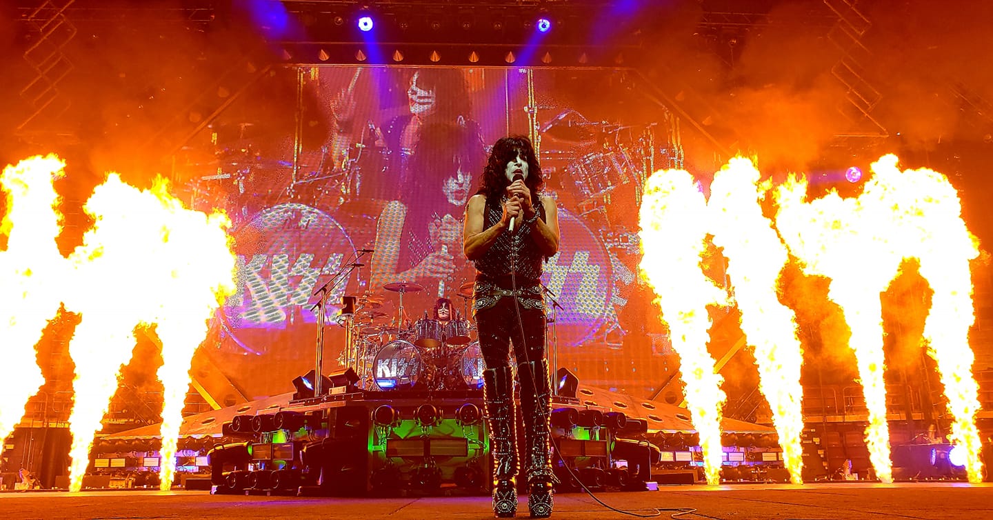 kiss end of the road tour vancouver