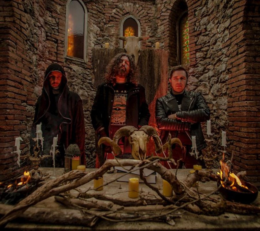 TOTENGOTT –  reveal the cover art & first video/single off their second album, “THE ABYSS”, which will be released on April 16th, 2019 through XTREEM MUSIC