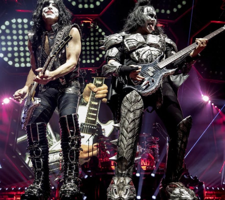 KISS – fan filmed video of entire Minneapolis, MN show on 3/4/19