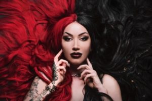 NEW YEARS DAY – “Shut Up” (OFFICIAL LYRIC VIDEO 2019)