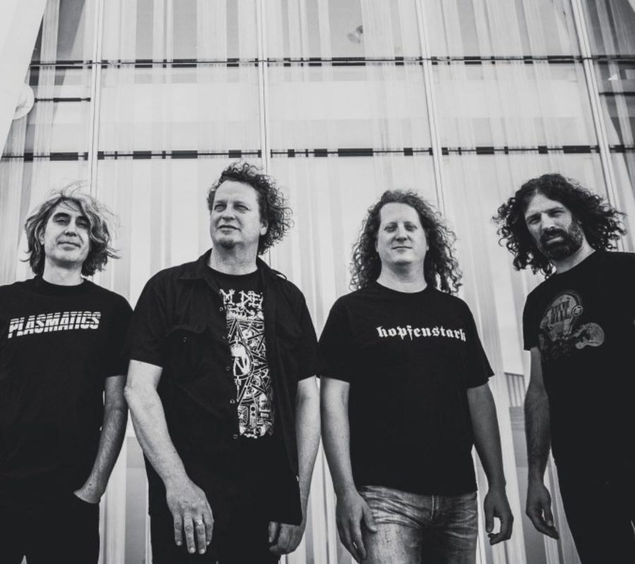 VOIVOD – fan filmed videos from THE WAKE TOUR, Town Ballroom, Buffalo, NY March 31, 2019