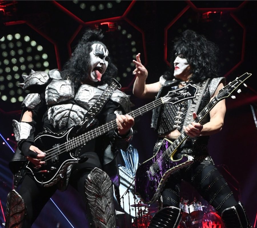 KISS – official clips & fan filmed videos from the St. Joseph’s Health Amphitheater in Syracuse, NY on August 27, 2019 #kiss #endoftheroad