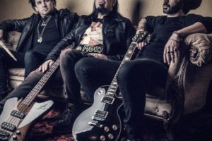 CRASH VALLEY – “Stray” new single/video