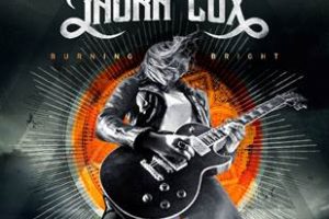LAURA COX (guitarist) – set to release her album “BURNING BRIGHT” on November 8, 2019 via earMusic #lauracox