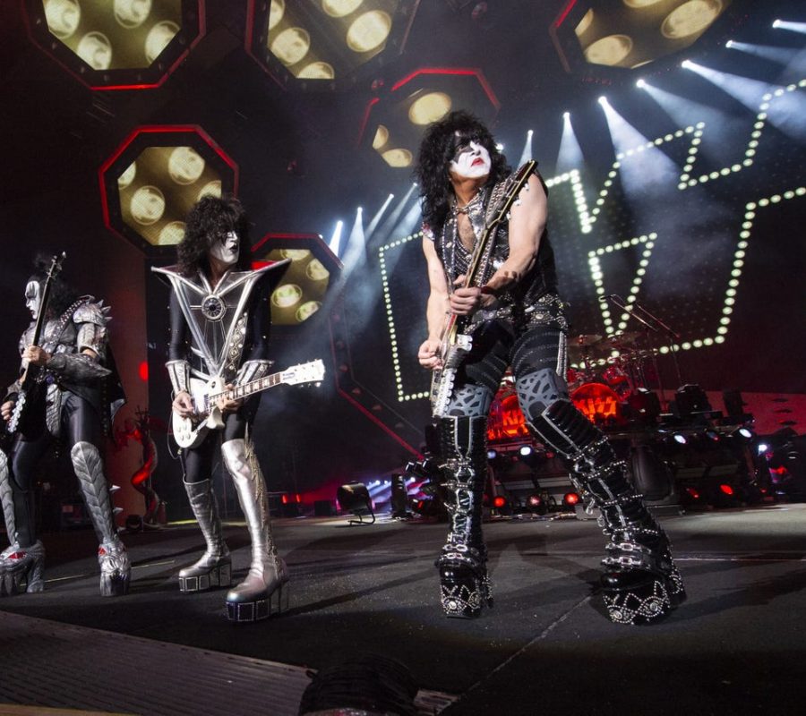 KISS – official clips & fan filmed videos from the Laughlin Event Center in Laughlin, NV on February 29, 2020 #EndOfTheRoad #theendisnear #kiss