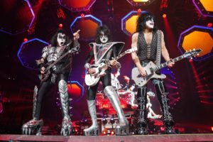 KISS – official clip & fan filmed videos from The Don Haskins Center in El Paso, TX on march 9, 2020 #kiss #EndOfTheRoad #TheEndIsNear