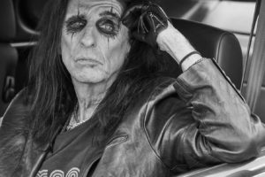 ALICE COOPER – releases the second single from his upcoming new studio album “Detroit Stories” (released on February 26, 2021) “Our Love Will Change The World”