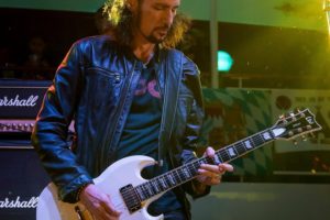 BRUCE KULICK (Band) – Fan filmed videos from the KISS Kruise X – band plays deep cuts mostly from Kulick’s time in KISS #brucekulick