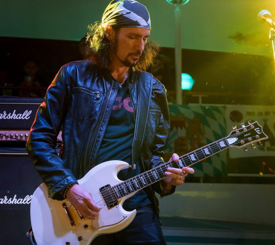 BRUCE KULICK (Band) – Fan filmed videos from the KISS Kruise X – band plays deep cuts mostly from Kulick’s time in KISS #brucekulick