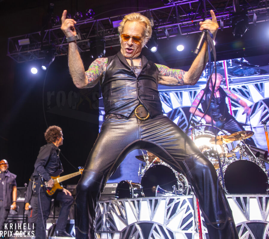 DAVID LEE ROTH – Pro Shot pix by KAF staff photographer Dalila Kriheli aka ROCKSTARPIX from The Paramount in Huntington, NY on August 10, 2025 #dlr #davidleeroth #vh #vanhalen #rockstarpix #concertphotography