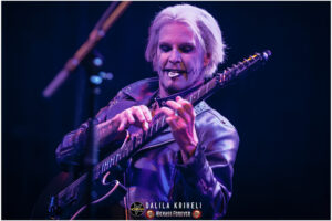 JOHN 5 (Current Motley Crüe Guitarist – USA 🇺🇸) – Concert review and pro shot pix via ROCKSTARPIX from a recent show at  Patchogue Theatre for the Performing Arts in Patchogue, NY on November 6, 2025 #john5 #guitarist #heavymetal