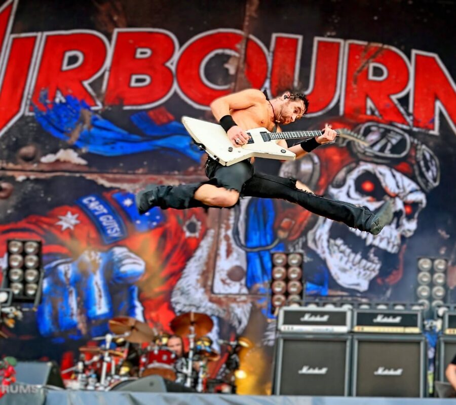 AIRBOURNE (Hard Rock – Australia) – Release “Here She Comes” official video – Taken from their self titled album due out on August 28, 2026 via Spinefarm Records #Airbourne #hardrock